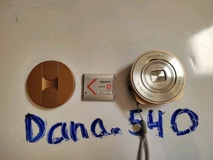 Sony DSC-QX10/B Smartphone Attachable 4.45-44.5mm 18.2MP Lens-Style Camera - Picture 1 of 17