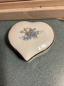 Vintage Porcelain Hand Painted Hard Trinket Box - Picture 1 of 7