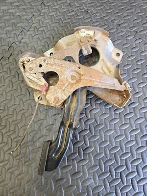 Dodge Ram 2500 3500 2004-2010 palanca de pedal de freno de estacionamiento de emergencia OEM 52010176AC Foto 1 de 4