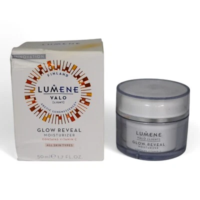 Crema hidratante facial Lumene Valo (Ligera) Glow Reveal Innovation 1,7 oz 50 ml Foto 1 de 4