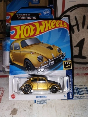 Hot Wheels Transformers HW Screen Time Bumblebee GOLD - Image 1 of 2
