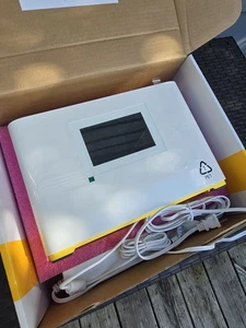 New Sprint Magic Box Gold Signal Booster Amplifier AirUnity ASPANGN3MB - Picture 1 of 3