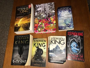 STEPHEN KING LOT OF 7 BOOKS, 6 PAPER, 1 HARDCOVER: LISEY, OUTSIDER, DOME & MORE! - Imagen 1 de 2