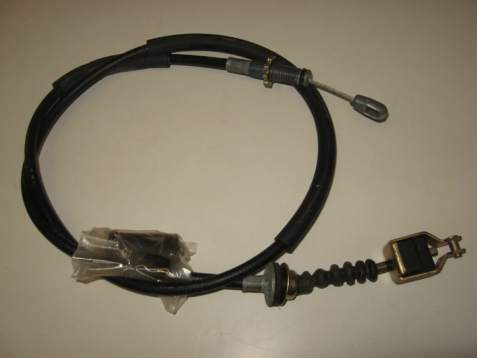 Cable de embrague, Beck/Arnley # 093-0574, se adapta a '83-'88 MITSUBISHI Cordia, Tredia Foto 1 de 1
