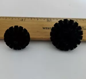 Runder schwarzer Samt Schaft Knopf - 3/4" bis 1" - JHB Knöpfe - Bild 1 von 3