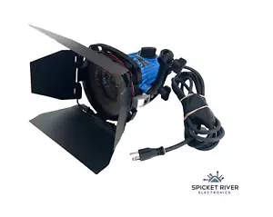ARRI Arrilite 750 Plus Professional Tungsten Light 3200K w/ Barn Door Attachment - Picture 1 of 4