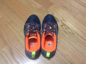 NWOB NIKE BOYS SHOES SIZE 5.5Y - Picture 1 of 5