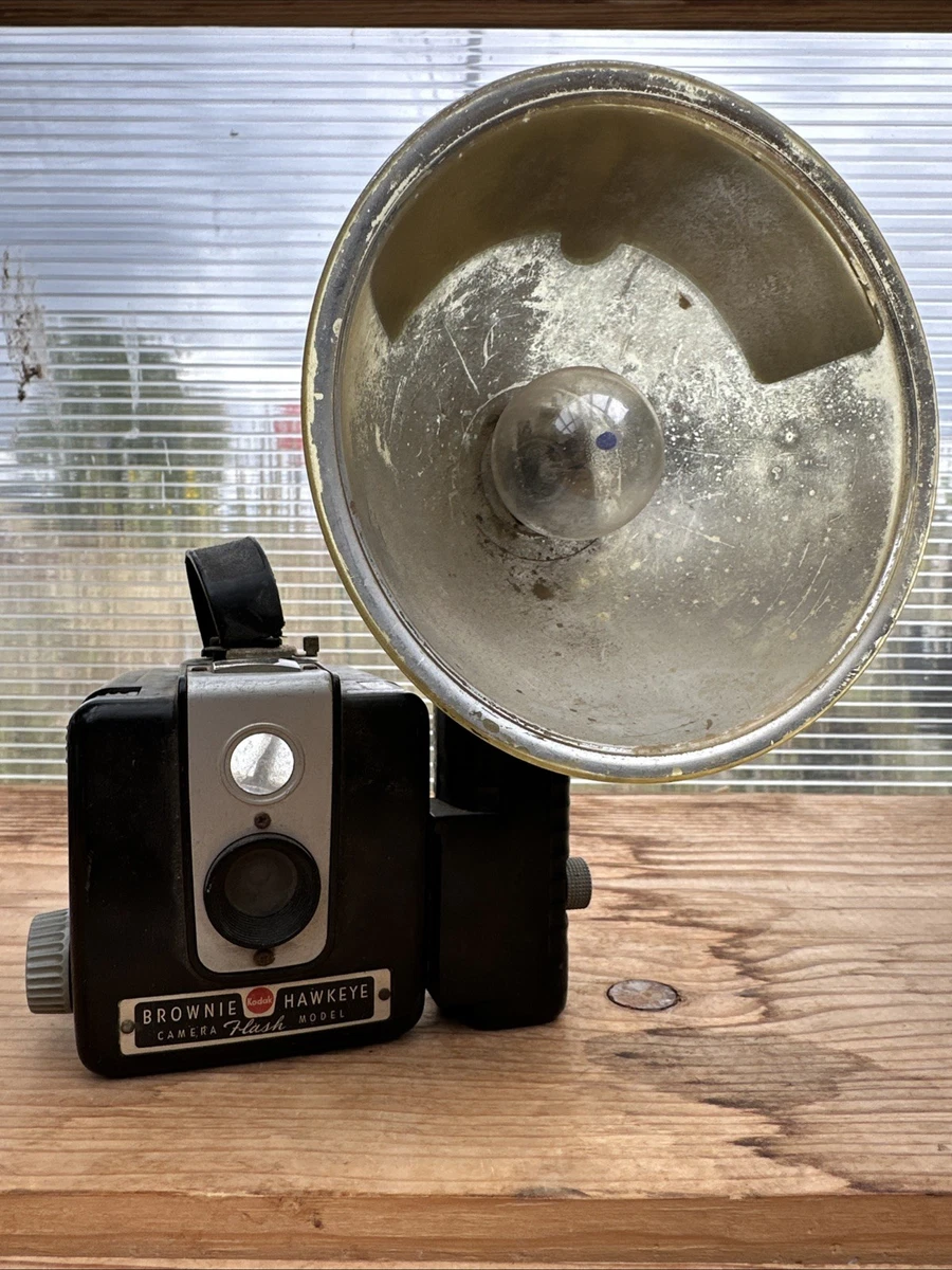 ブラウニー ホークアイ ビンテージ カメラ Vintage Kodak Brownie Hawkeye Flash Camera Genuine | eBay