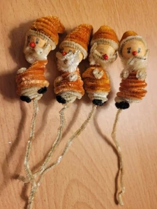 4 Vintage Chenille Pfeifenputzer Weihnachtsmann Weihnachtsschmuck - Bild 1 von 7