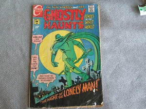 Ghostly Haunts Echoes Of The Spirit World Vol 4 No 22 January 1972 Charlton . - Picture 1 of 8