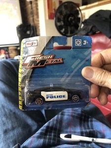 Maisto Fresh Metal METRO POLICE '07 DODGE CHARGER 1:64 Scale Die-cast - Picture 1 of 1