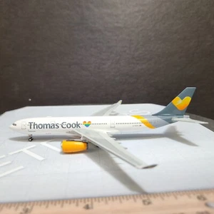 1/400 THOMAS COOK AIRBUS A330-200 PRIDE HEART 2010'S COLORS G-MDBD NG MODEL - Picture 1 of 7
