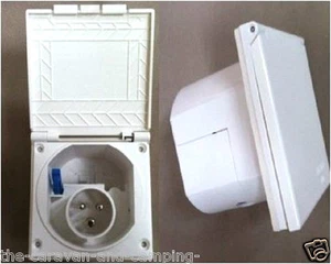 Mains Hook Up Inlet Socket WHITE - Caravan / Motorhome - Flush Fitting PO113W - Picture 1 of 3