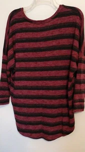 Suéter Dolman Suave y Elegante American Eagle Granate Rayas Mediano - Imagen 1 de 10