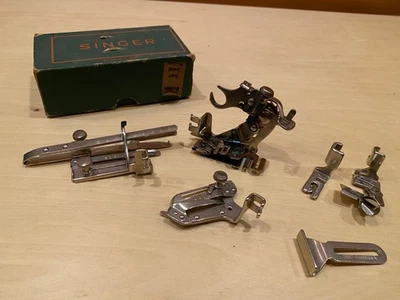  Pies de máquina de coser Singer vintage - Lote de 6 Foto 1 de 4