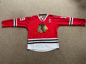 Jonathan Toews Hawks Jersey (Reebok CCM / Red—Adult 46) Stanley Cup Patch/Strap - Picture 1 of 8