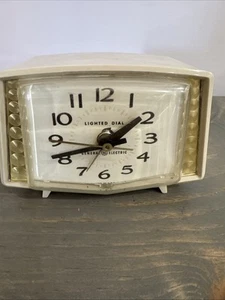 Vintage General Electric Alarm Clock Beige and Gold Rare Model 7281K Runs - Picture 1 of 8