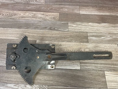 1941 1942 DESOTO CHRYSLER DODGE CONVERTIBLE PUERTA IZQUIERDA VENTANA REGULADOR NOS 925 Foto 1 de 2