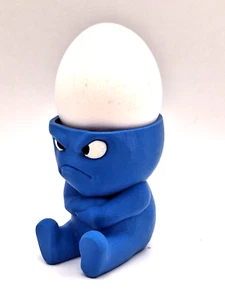Grumpy Eierbecher für Hühnereier blau 3D Druck Egg Cup Lustig Grummelig - Bild 1 von 8