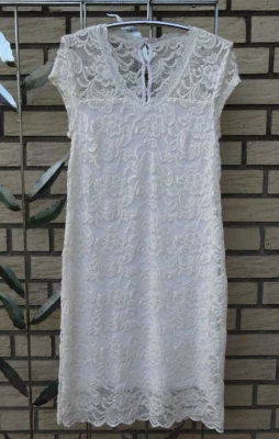 "Mama-licious" festliches Umstandskleid, helles creme mit Spitze, Gr. 42 / XL - Bild 1 von 4