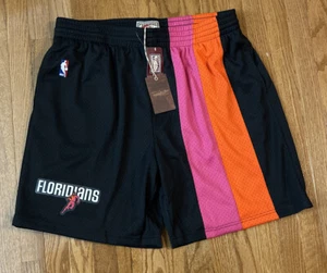 Mitchell & Ness Men's Miami Heat Hardwood Classics Swingman 2005-06 Shorts 2XL - Picture 1 of 1