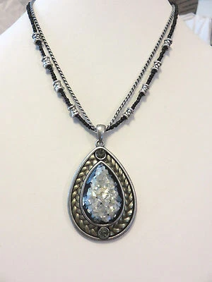  JUEGO COLLAR/PENDIENTE LÁGRIMA LAURA ASHLEY NUEVO CON ETIQUETAS Foto 1 de 3