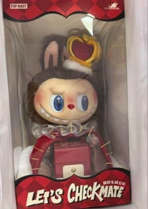 Peluche de vinilo Pop Mart The Monsters Labubu Let's Checkmate King 257353G - Imagen 1 de 3