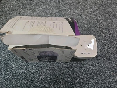 NETGEAR EX6110 AC1200 Dual-Band WiFi Extender & Repeater - Image 1 of 4