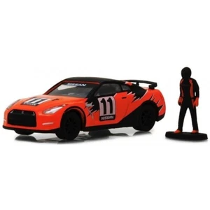 Greenlight 1/64 2011 Nissan GT-R with Race Car Driver (New) - Picture 1 of 1