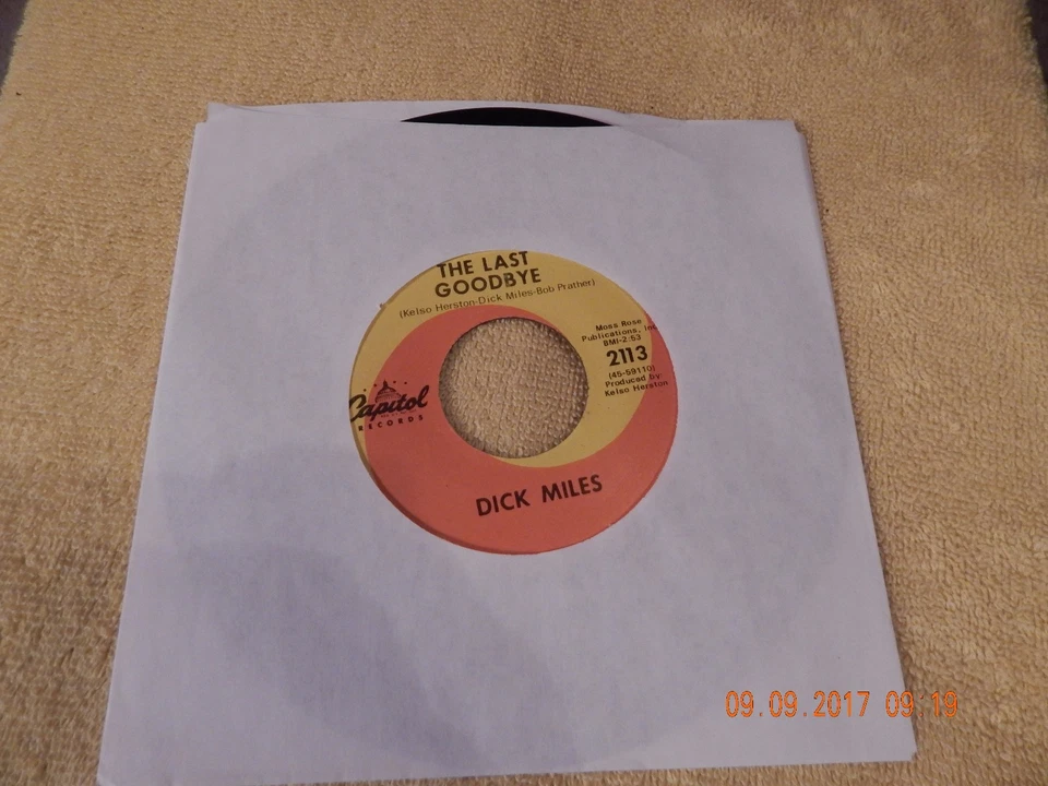 Dick Miles: The Last Goodbye / Candle Lighted World, / Capitol 2113 - Imagem 1 de 1