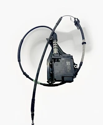 2013 - 2017 CADILLAC XTS EMERGENCY PARKING BRAKE MOTOR ACTUATOR OEM 84000507 OEM - Image 1 of 4