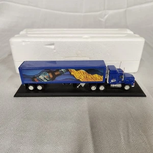 Remolque tractor LABATT BLUE MACK CH600 CAJA DE CERILLAS COLECCIONABLES 1:100 FUNDIDO A PRESIÓN - Imagen 1 de 4