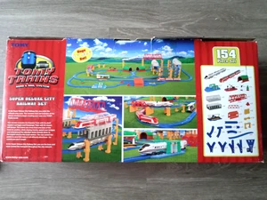 Sistema de carreteras y ferrocarriles Tomy Trains ***PROBADO*** - Imagen 1 de 10