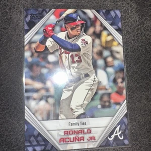 2019 Topps - Walmart Star Player Highlights Ronald Acuña Jr. #RA-1 - Picture 1 of 2