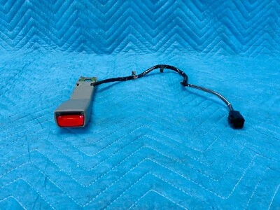 Hebilla del cinturón de seguridad del conductor delantero Lexus LS400 1998 1999 2000 ciprés: LF62 OEM Foto 1 de 4