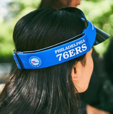 NBA IMATTA BRAND PHILADELPHIA 76ERS VISEIRA ESCUDO ÓCULOS GANCHO E LAÇO UNISSEX - Imagem 1 de 4