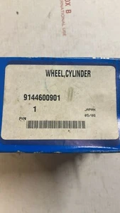 LIFT TRUCKS WHEEL CYLINDER - Picture 1 of 3