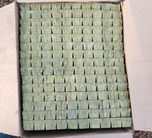 (1500 Pcs) Grodan A-OK Plug 2" - Picture 1 of 8