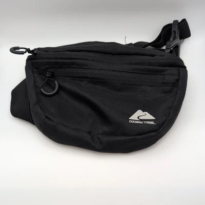 Ozark Trail 2.5 Ltr Waist Pack, Black, Unisex, Fanny Pack - Image 1 of 4