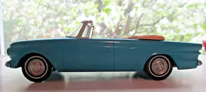 Modellino auto convertibile Studebaker Lark 2 porte blu 1962 - Foto 1 di 8