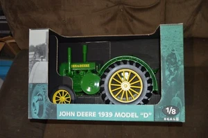 John Deere 1939 Model "D" 1/8 Scale FY-1008 Farm Tractor by ERTL - Picture 1 of 7