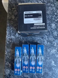  AUDI A3 1.6FSI  Bosch Spark Plugs Set X4  and oil filter brand new. - Picture 1 of 1