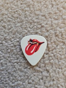 The Rolling Stones Ronnie Holz Fang Gitarren-Plektrum - Bild 1 von 2