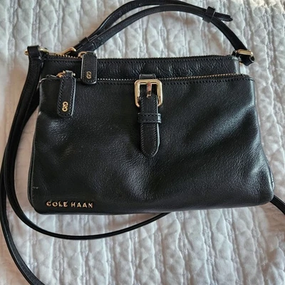 Cole Haan Emery H00129 Black Pebble Leather Crossbody Bag Purse Exquisite 8"x 6" - Image 1 of 4