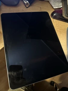 Apple iPad Pro 5ta generación 128 GB, Wi-Fi, 12,9” gris + paquete de teclado Brydge - Imagen 1 de 6