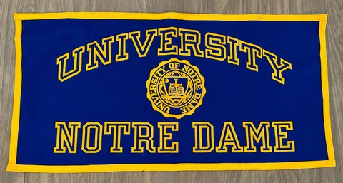 Vintage University Of Notre Dame Collegiate Pacific Felt Banner 34.5" x 17.5" Cover