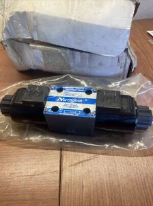 Válvula direccional accionada por solenoide Northman SWH-G02-C8S modelo D24 - Imagen 1 de 4