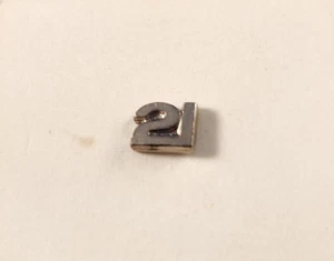 Vintage 1962 Seattle World’s Fair Century 21 Brooch Lapel Pin Silvertone - Picture 1 of 3