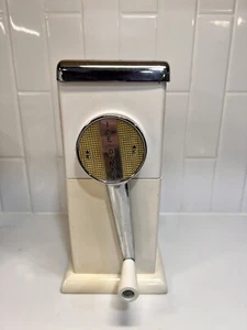 Ice O Mat Vintage Manual Ice Crusher White - Picture 1 of 7