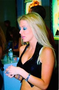 C6755 - JENNA JAMESON - ©2000 RARE VINTAGE PORN STAR MODEL 35MM SLIDE C - Picture 1 of 1